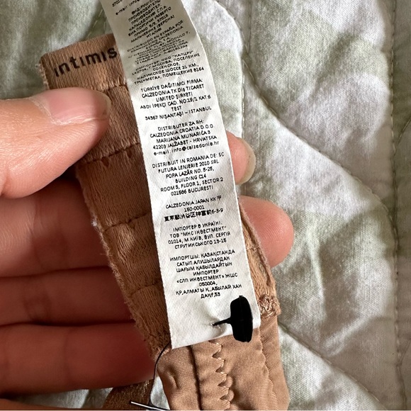 3 Never used bras NWT - Picture 5 of 10